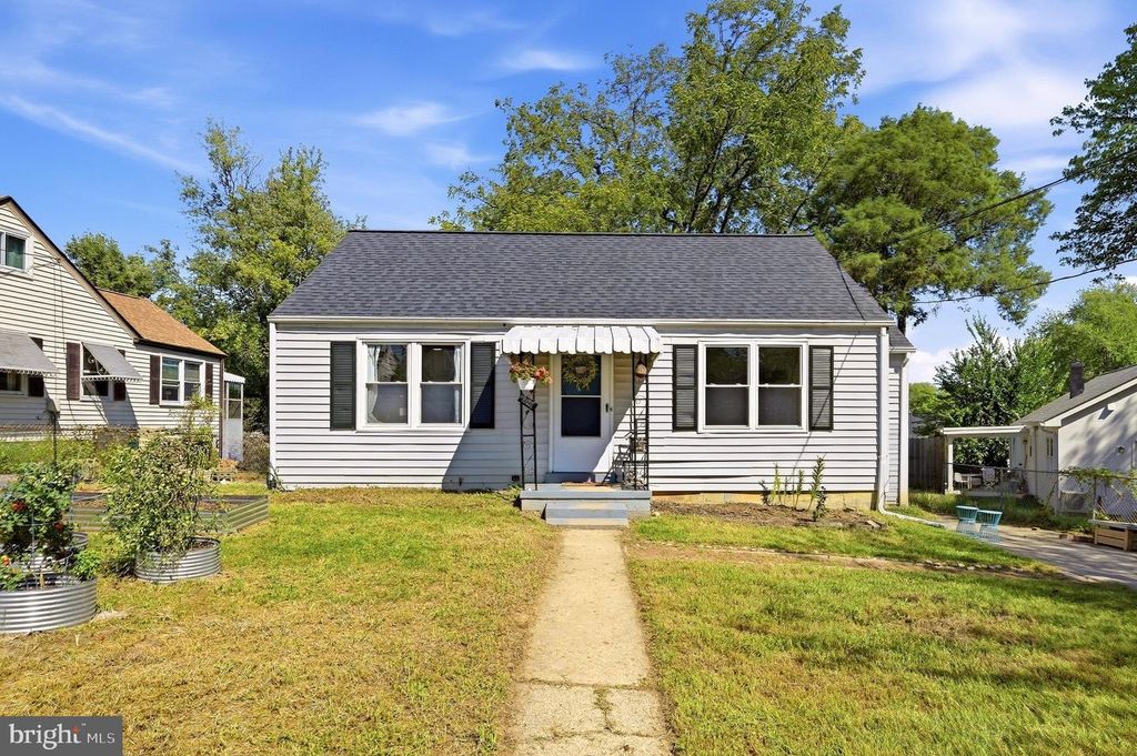 3048 WESTFALL PL, Falls Church, VA 22042