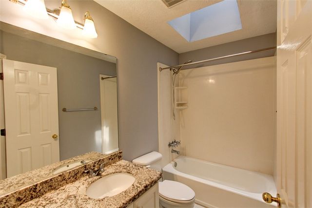 305 Landsburg Lane, College Station, TX 77845