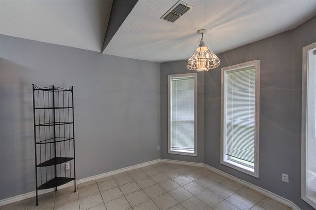 305 Landsburg Lane, College Station, TX 77845