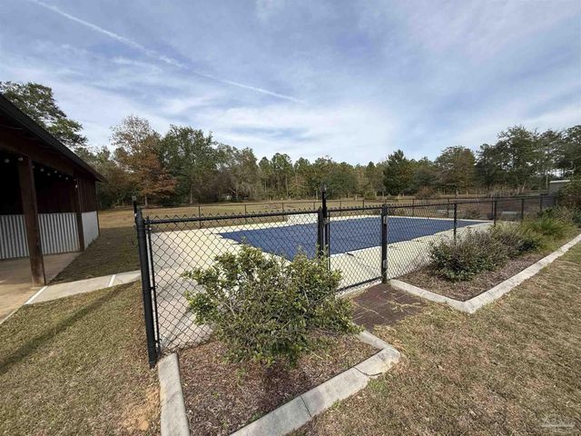 7223 Martin Rd, Milton, FL 32570