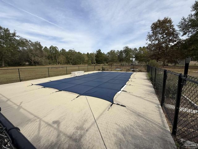 7223 Martin Rd, Milton, FL 32570