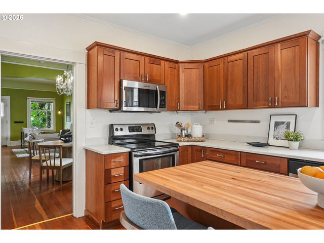 4532 Se 62ND Ave, Portland, OR 97206
