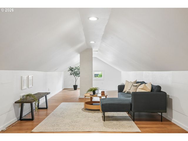 4532 Se 62ND Ave, Portland, OR 97206
