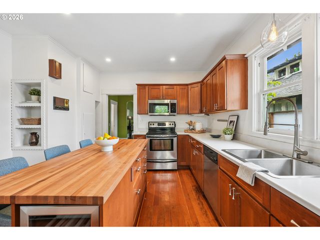 4532 Se 62ND Ave, Portland, OR 97206