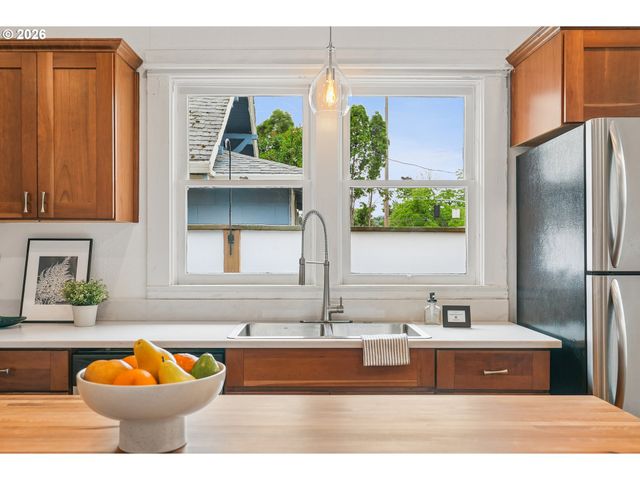 4532 Se 62ND Ave, Portland, OR 97206