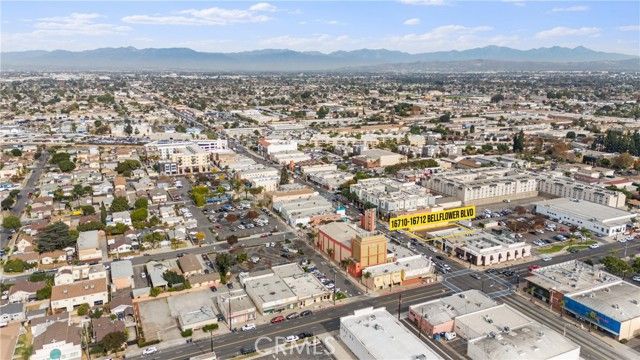 16712 Bellflower, Bellflower, CA 90706