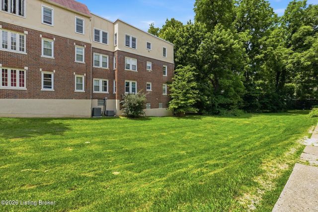 2055 Douglass Blvd, Louisville, KY 40205