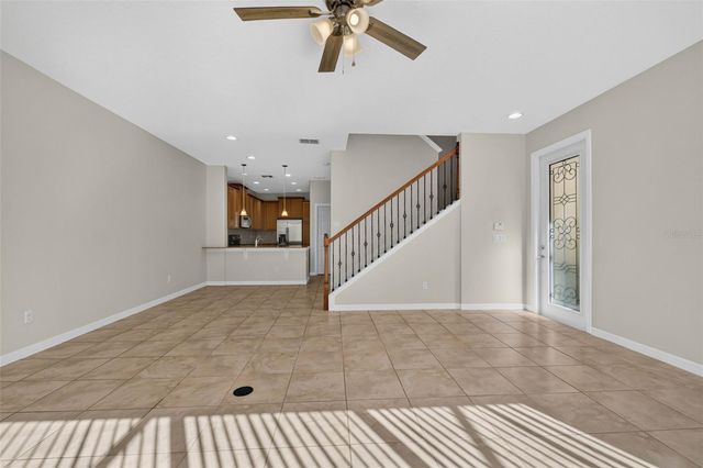8668 ELDER LANE, Orlando, FL 32827