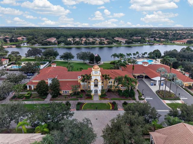 8668 ELDER LANE, Orlando, FL 32827