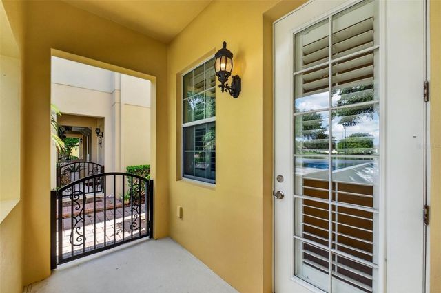 8668 ELDER LANE, Orlando, FL 32827