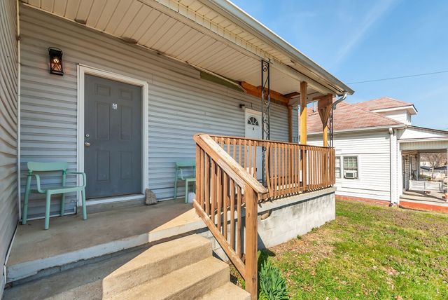 1510 S Main Street, Columbia, TN 38401