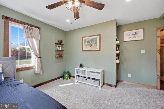 558 GILBERTSVILLE RD, Gilbertsville, PA 19525