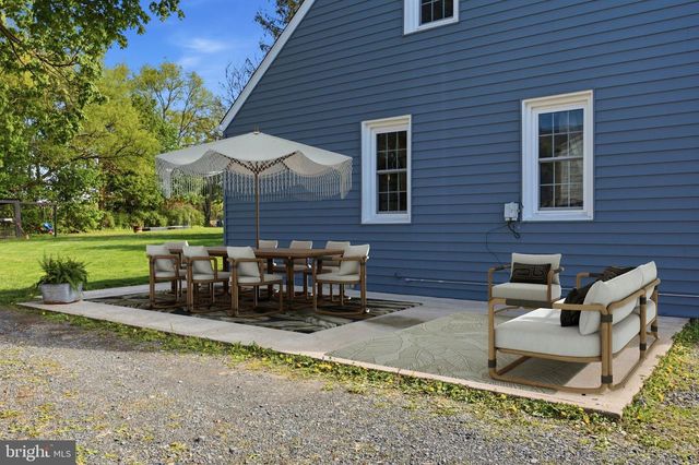 558 GILBERTSVILLE RD, Gilbertsville, PA 19525