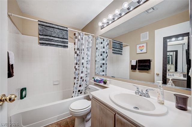 7905 Lago Vista Lane 203, Las Vegas, NV 89145