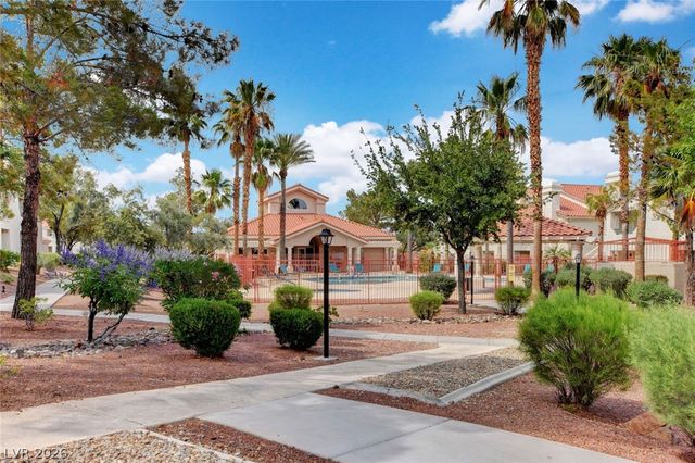 7905 Lago Vista Lane 203, Las Vegas, NV 89145