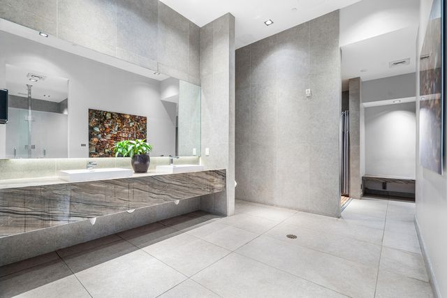 1100 S Miami Avenue 3901, Miami, FL 33130