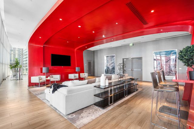 1100 S Miami Avenue 3901, Miami, FL 33130