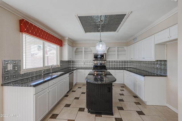 16146 N 158th Avenue, Surprise, AZ 85374