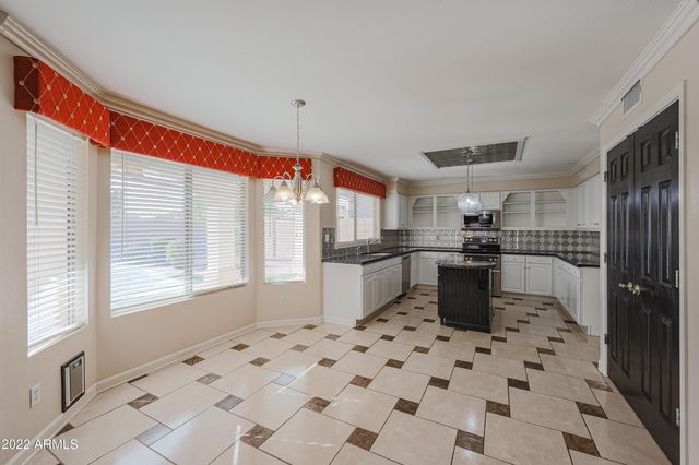 16146 N 158th Avenue, Surprise, AZ 85374