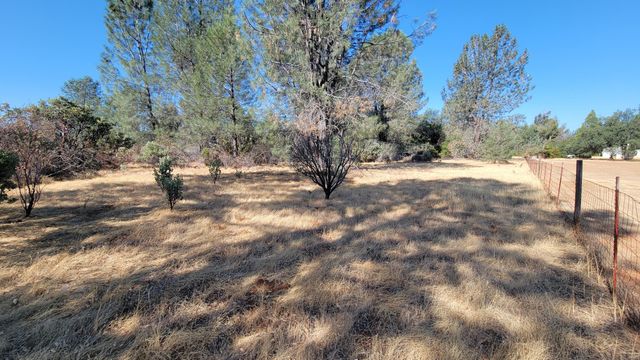 000 Glenbo Lane, Anderson, CA 96007