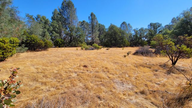 000 Glenbo Lane, Anderson, CA 96007