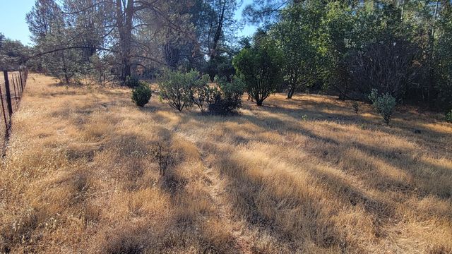 000 Glenbo Lane, Anderson, CA 96007