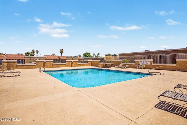 317 W HONONEGH Drive 3, Phoenix, AZ 85027