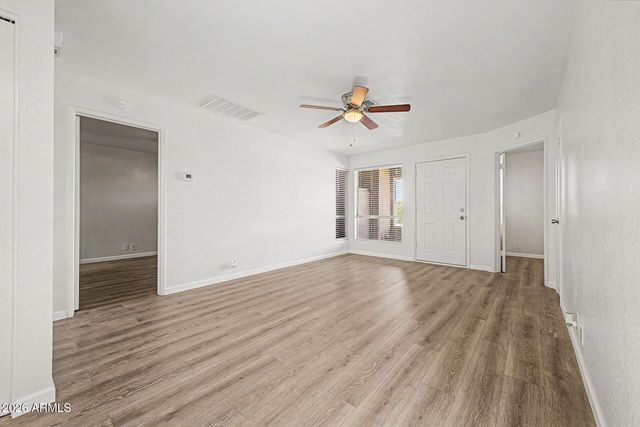 317 W HONONEGH Drive 3, Phoenix, AZ 85027