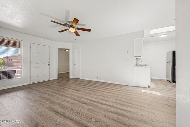 317 W HONONEGH Drive 3, Phoenix, AZ 85027