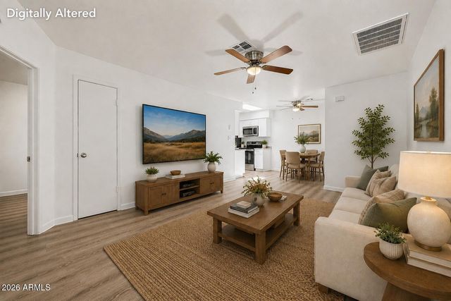 317 W HONONEGH Drive 3, Phoenix, AZ 85027