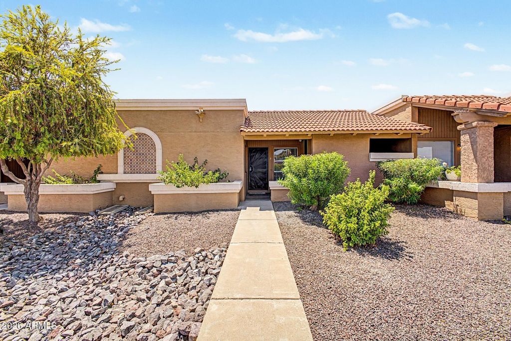 317 W HONONEGH Drive 3, Phoenix, AZ 85027