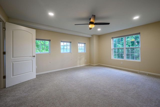 9163 W Elm COURT #C, Franklin, WI 53132