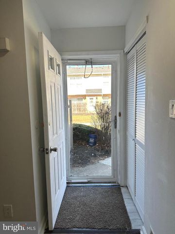 2176 HARBOUR DR, Palmyra, NJ 08065