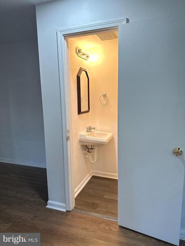 2176 HARBOUR DR, Palmyra, NJ 08065