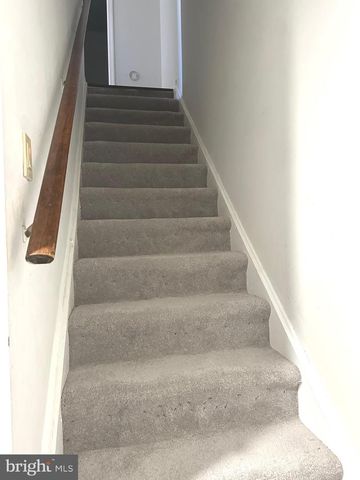 2176 HARBOUR DR, Palmyra, NJ 08065