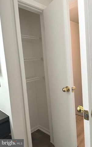 2176 HARBOUR DR, Palmyra, NJ 08065