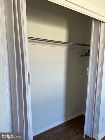 2176 HARBOUR DR, Palmyra, NJ 08065