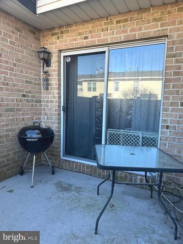 2176 HARBOUR DR, Palmyra, NJ 08065