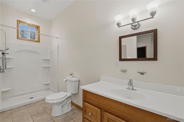 2410 Grand Avenue, Niagara Falls, NY 14301