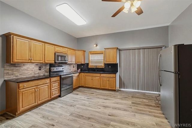 2410 Grand Avenue, Niagara Falls, NY 14301
