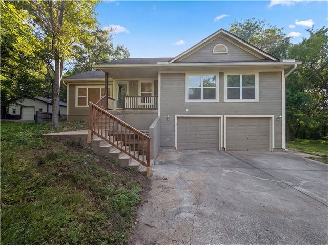 530 NW 1891st Road, Kingsville, MO 64061