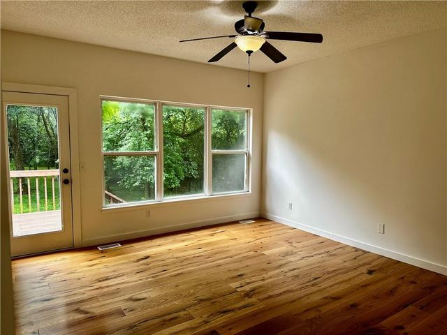 530 NW 1891st Road, Kingsville, MO 64061