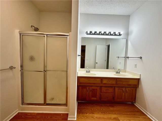 530 NW 1891st Road, Kingsville, MO 64061