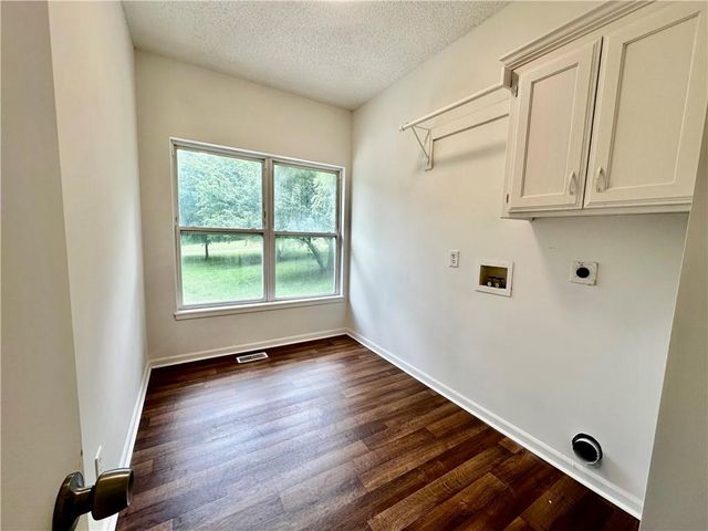 530 NW 1891st Road, Kingsville, MO 64061