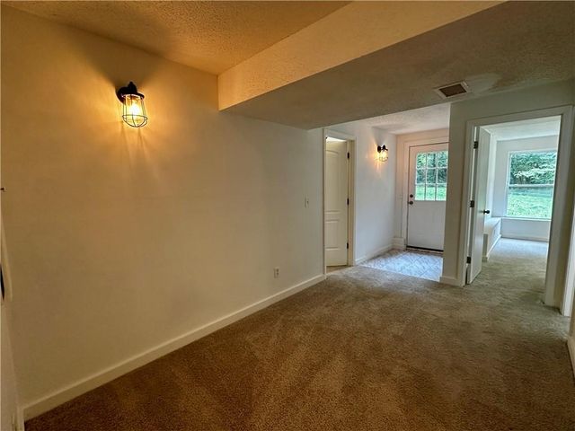 530 NW 1891st Road, Kingsville, MO 64061