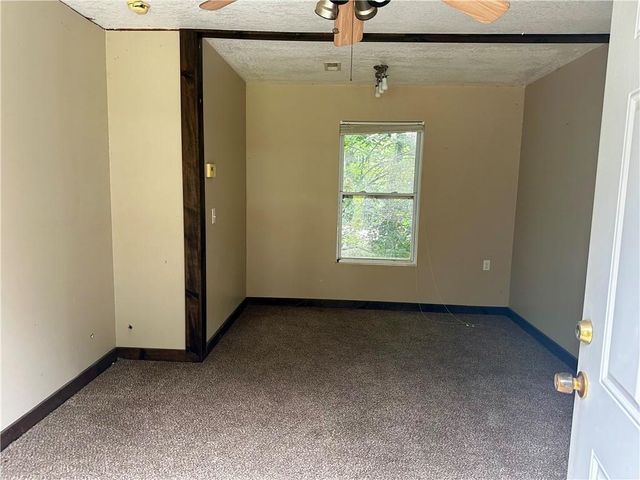 530 NW 1891st Road, Kingsville, MO 64061