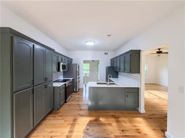 530 NW 1891st Road, Kingsville, MO 64061