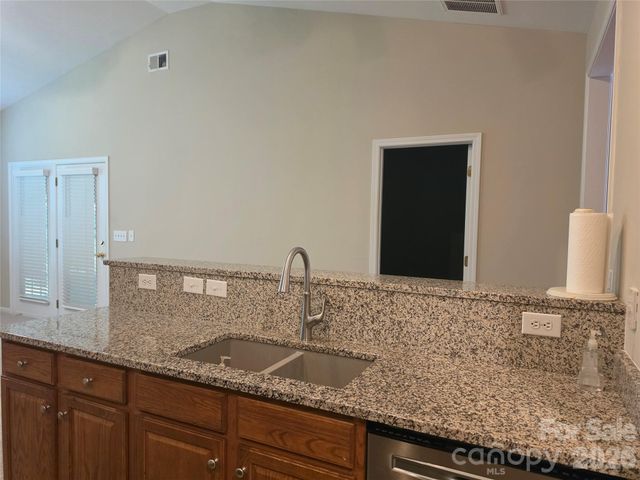 4715 Stoney Brook Lane 21, Harrisburg, NC 28075