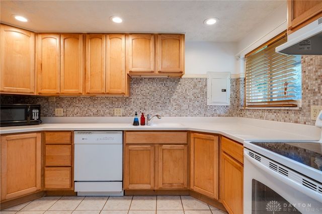 4853 Joyce Drive, Dayton, OH 45439