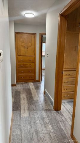 58 Dronfield Road, Troy, OH 45373